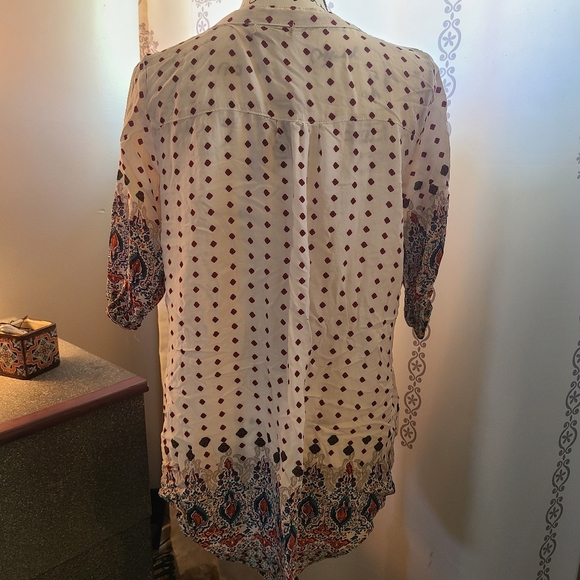 Reborn Flowy white shirt with red and pasley at th - Picture 2 of 4